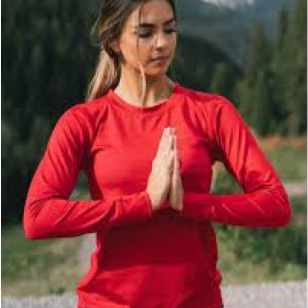 Zyia red chill long sleeve